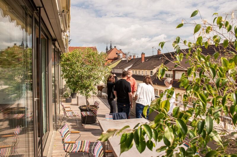 creative rooms | Coworking im Herzen von Ludwigsburg | Outdoor-Coworking auf unserer Dachterrasse
